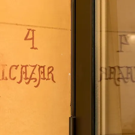 Apartment Aoa Alcazar